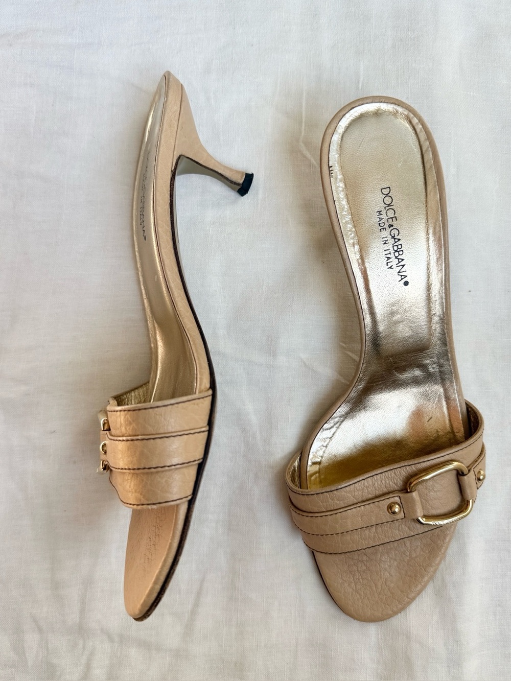 Dolce & Gabbana Vintage Nude Kitten Heel Leather Slide Mules Sandals Gold Buckle